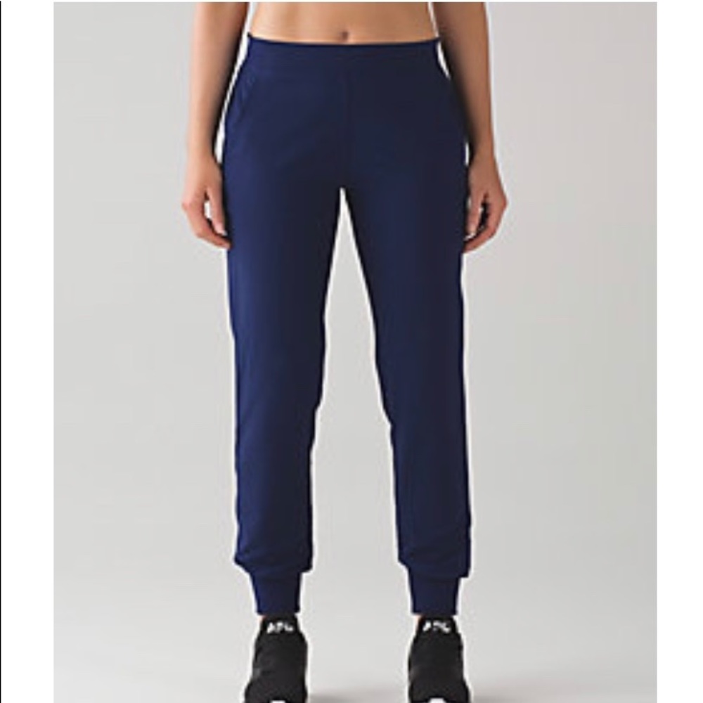 lululemon joggers 🍋